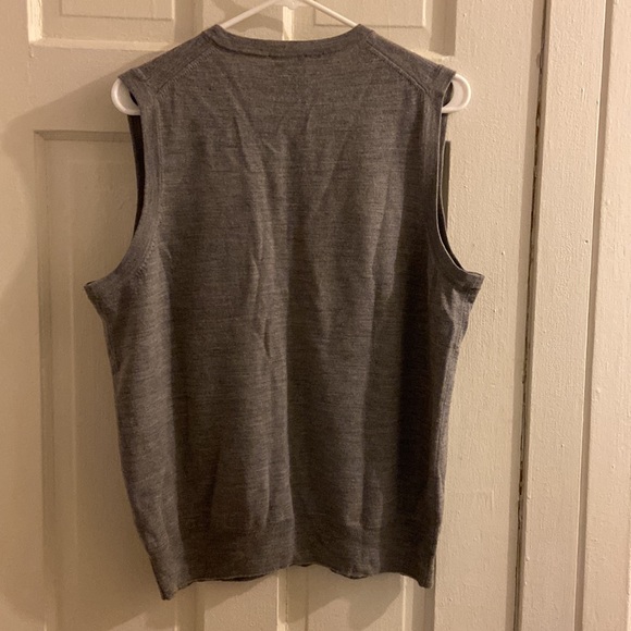 Merino wool vest - Picture 2 of 2